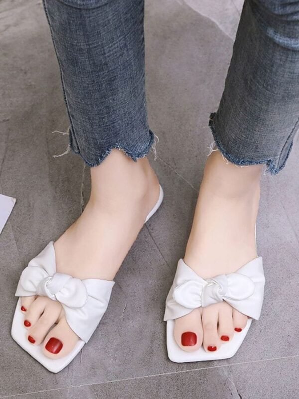 square toed white bow flat